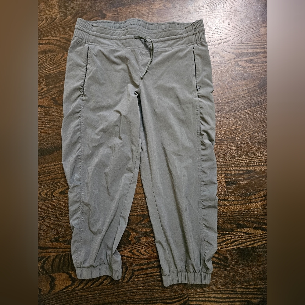 Athleta - Jogger like capri pants.